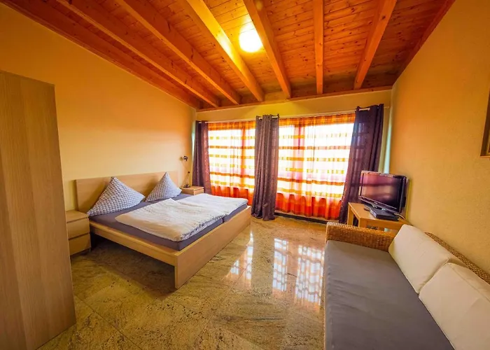 The Paddock Bed & Breakfast 3*